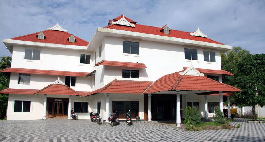 Thachamparambil Residency, Alleppey 1